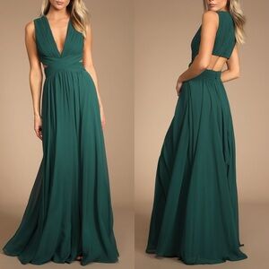 NWOT Lulus Vivid Imagination Forest Green Cutout Maxi Dress